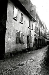 Stadtarchiv Weimar, 60 10-5/7, Blick in die Rosmariengasse , 1980