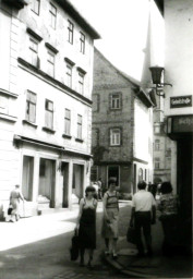 Stadtarchiv Weimar, 60 10-5/7, Blick in das Eisfeld, 1986