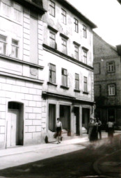 Stadtarchiv Weimar, 60 10-5/7, Blick in das Eisfeld , 1986