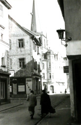 Stadtarchiv Weimar, 60 10-5/7, Blick in das Eisfeld, um 1950