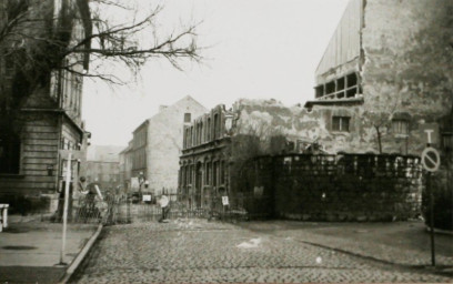 Stadtarchiv Weimar, 60 10-5/7, Blick in die Karlstraße , 1980