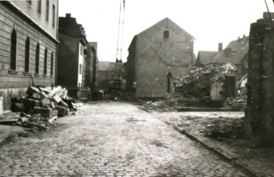 Stadtarchiv Weimar, 60 10-5/7, Blick in die Karlstraße, 1980