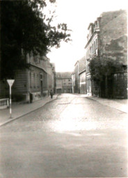 Stadtarchiv Weimar, 60 10-5/7, Blick in die Karlstraße, 1980