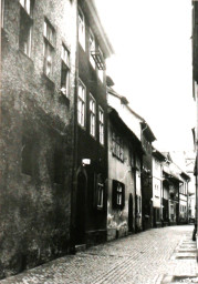 Stadtarchiv Weimar, 60 10-5/7, Blick in die Rosmariengasse, um 1936