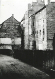 Stadtarchiv Weimar, 60 10-5/7, Blick in die Rosmariengasse, 1980