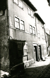 Stadtarchiv Weimar, 60 10-5/7, Blick in die Rosmariengasse , 1980