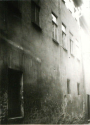 Stadtarchiv Weimar, 60 10-5/7, Blick in die Rosmariengasse (?), 1980