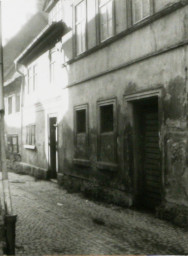 Stadtarchiv Weimar, 60 10-5/7, Blick in die Rosmariengasse , 1980