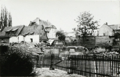 Stadtarchiv Weimar, 60 10-5/8, Blick in den Frankeschen Hof, 1984