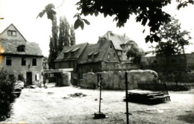 Stadtarchiv Weimar, 60 10-5/8, Blick in den Frankeschen Hof, 1984