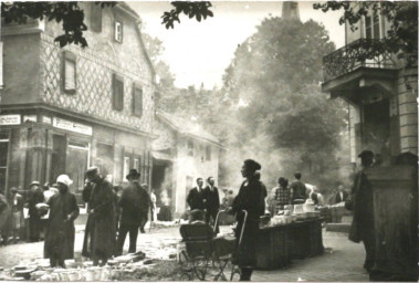 Stadtarchiv Weimar, 60 10-5/8, Blick in die Teichgasse , um 1900