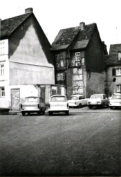 Stadtarchiv Weimar, 60 10-5/8, Blick in die Teichgasse, 1986