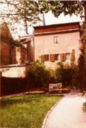 Stadtarchiv Weimar, 60 10-5/6, Blick in den Herdergarten, 1988