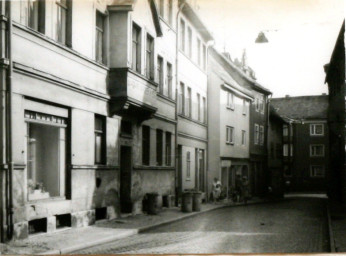 Stadtarchiv Weimar, 60 10-5/8, Blick in die Teichgasse, 1980