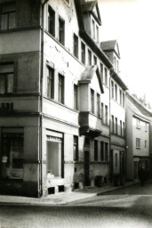 Stadtarchiv Weimar, 60 10-5/8, Blick in die Teichgasse , 1979