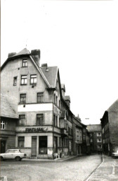 Stadtarchiv Weimar, 60 10-5/8, Blick in die Teichgasse , 1986