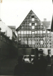 Stadtarchiv Weimar, 60 10-5/8, Blick in die Scherfgasse, 1980