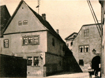 Stadtarchiv Weimar, 60 10-5/8, Blick in die Kleine Teichgasse, um 1900