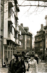 Stadtarchiv Weimar, 60 10-5/9, Blick in die Geleitstraße/ Windischenstraße, 1985