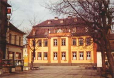 Stadtarchiv Weimar, 60 10-5/9, Blick in die Schillerstraße, 1985