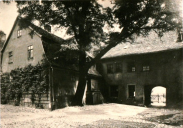 Stadtarchiv Weimar, 60 10-5/9, Blick auf den Innenhof des Wittumspalais, um 1900