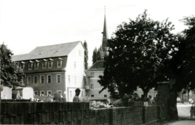 Stadtarchiv Weimar, 60 10-5/9, Blick auf den Zeughof , 1975