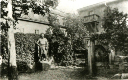 Stadtarchiv Weimar, 60 10-5/9, Blick in Garten Zeughof 1, vor 1945