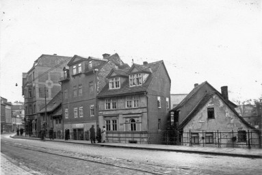 Stadtarchiv Weimar, 60 10-5/22, Blick auf die Häuser Westseite »Am Viadukt«, vor 1936