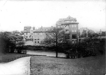 Stadtarchiv Weimar, 60 10-5/22, Blick vom Karl-August-Platz zum Kettenberg und Viadukt, vor 1936