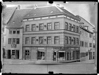 Stadtmuseum Weimar, Eichhorn 696 (K II 066 A), Reproduktion Postkarte »Kaufhaus Laemmerhirt am Frauenplan«, vor 1900
