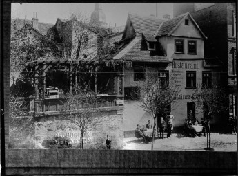 Stadtmuseum Weimar, Eichhorn 767 (K II 093 A), Blick auf das Lokal »Lichtenhainer Bierhalle«, ohne Datum