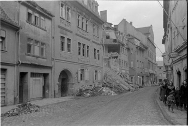 , 1945 A-30, Blick in die Jakobstraße , 1945