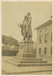 Stephan Liebig, 60 14 K2-203/1, Theaterplatz, um 1900