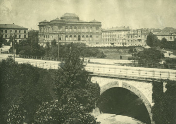 Stephan Liebig, 60 14 K2-337/1, Blick auf Landesmuseum und Viadukt, um 1910