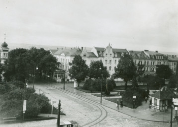 Stephan Liebig, 60 14 K2-359/3, Blick vom Bahnhof auf den Jubiläumsplatz (heute August-Baudert-Platz), ohne Datum