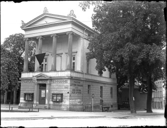 Stadtmuseum Weimar, Eichhorn 421 (K I 084 A), Blick auf den Nike-Tempel am Goetheplatz, 1939