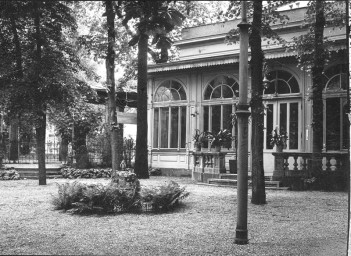 Stadtmuseum Weimar, Eichhorn 432 (K I 089 B), Blick in den Hof der »Chemnitius-Schänke« an der Geleitstraße, um 1938