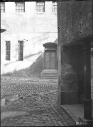 Stadtmuseum Weimar, Eichhorn 437 (K I 092 B), Blick in den Zeughof, 1939