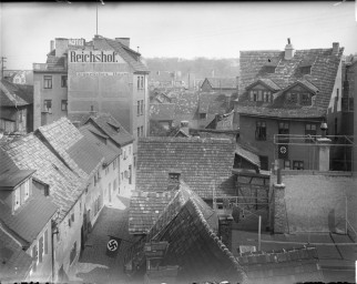 Stadtmuseum Weimar, Eichhorn 553 (K II 010b A), Blick über die Kleine und Große Töpfergasse Richtung Osten, 1937