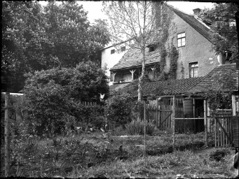 Stadtmuseum Weimar, Eichhorn 580 (K II 018 A), Blick in den Hinterhof »Unterm Thüringer Hof 2«, vor 1937