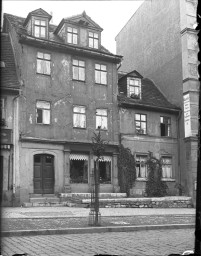 Stadtmuseum Weimar, Eichhorn 658 (K II 049 A), Blick auf die Häuser »Graben« 3 und 5, wohl 1939