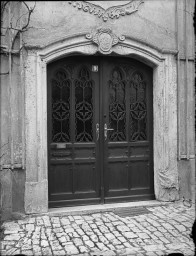 Stadtmuseum Weimar, Eichhorn 744 (K II 085 A), Blick auf das Portal der ehemaligen Lottenmühle, um 1935