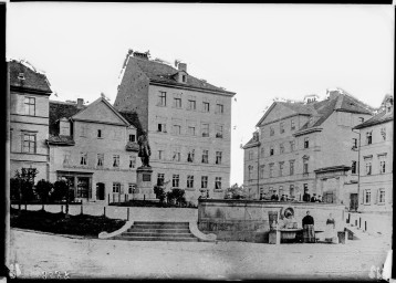 Stadtarchiv Weimar, 60 14 Negativ 004, Blick auf den Wielandplatz und die Amalienstraße, zwischen 1876/1910