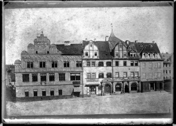 Stadtarchiv Weimar, 60 14 Negativ 134, Blick über den Markt zur Ostseite, um 1890