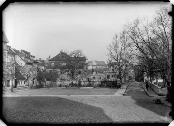 Stadtarchiv Weimar, 60 14 Negativ 293, Blick von Rollplatz Richtung Norden, um 1928