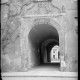 Stadtmuseum Weimar, Eichhorn 335 (K I 051 A), Blick auf das Portal der »Bastille« am Stadtschloss