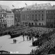 Stadtmuseum Weimar, Eichhorn 450 (K I 096 D), Blick über den Markt zum Richtfest »Hotel Elephant«