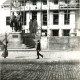 Stadtarchiv Weimar, 60 10-5/11, Blick auf den Theaterplatz 