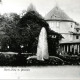 Stadtarchiv Weimar, 60 10-5/15, Blick in die Grünanlage am Karlsplatz