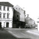 Stadtarchiv Weimar, 60 10-5/2, Blick vom Platz der Demokratie zum Rathaus am Markt